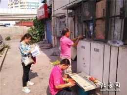 天津滨海新区轻伤居民楼已开始修复(图)