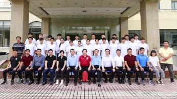 上海足协启动E级教练员培训班 助校园足球