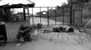 两维和人员在南苏丹牺牲 中方是否撤侨？