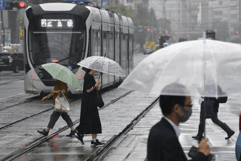 日本多地暴雨刷新雨量纪录 广岛发布最高级别警报