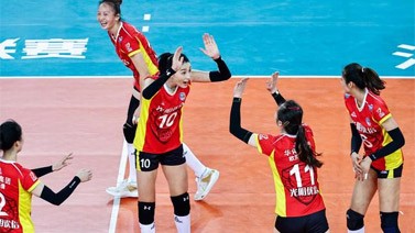 金软景20分 上海女排3-0再胜辽宁获排超季军
