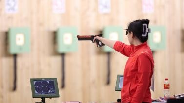 女子10米气手枪团体赛 中国队刷新亚运会纪录夺冠