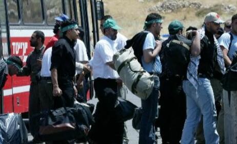 以色列接收获释的第五批被扣押人员并释放30名巴勒斯坦人