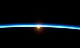 宇航员在国际空间站拍摄的精美照片