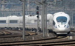 京沪高铁开通运营