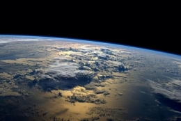 视觉盛宴！宇航员分享震撼地球美景