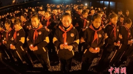 南京举行和平烛光祭为30万遇难者守灵