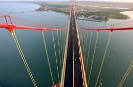 非洲主跨径最大悬索桥于6月通车