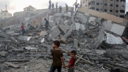 以色列战机轰炸加沙地带
