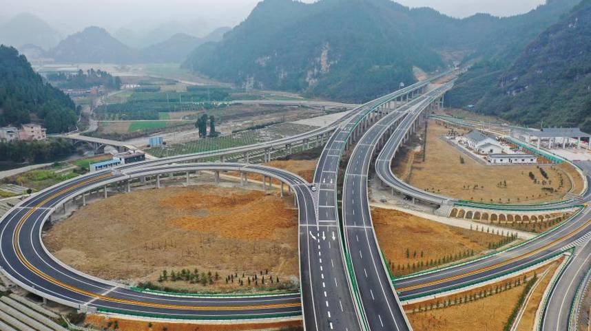 贵州：江（口）玉（屏）高速即将建成通车 
