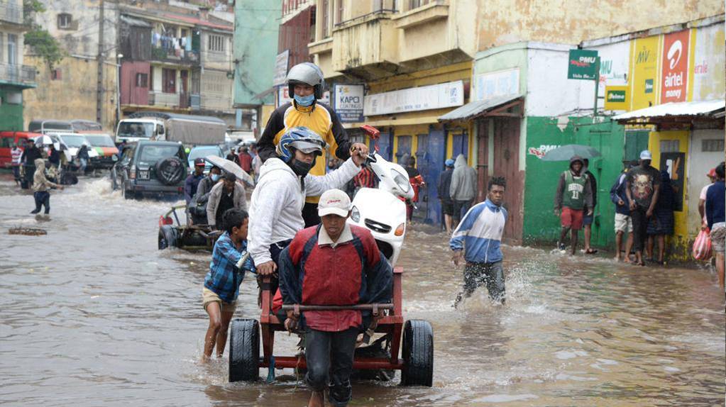 马达加斯加首都等地连日大雨成灾