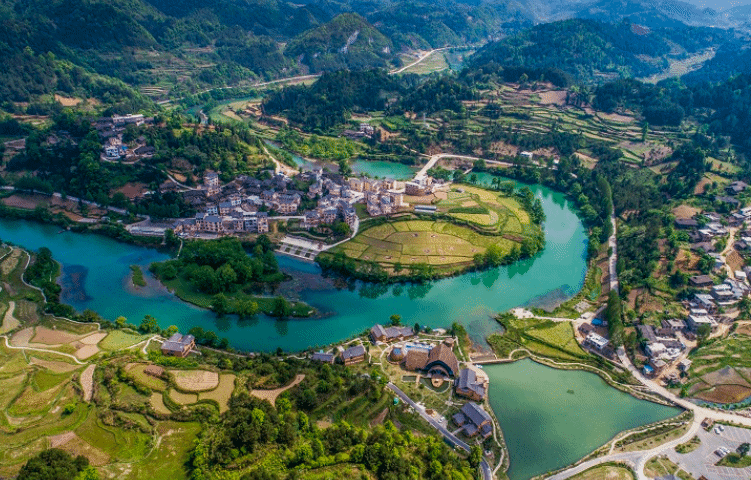 登上“国家地理”的小县城 拥有中国最美丽的地方