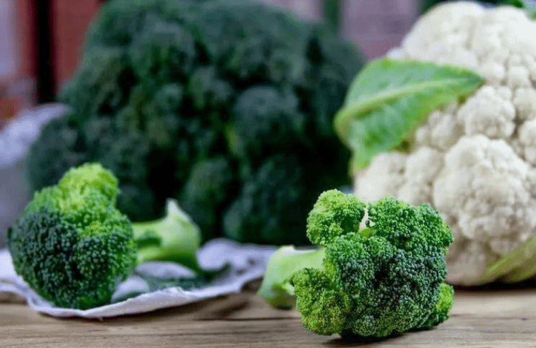 24种蔬菜大比拼哪个更好？记住这些买对不买贵