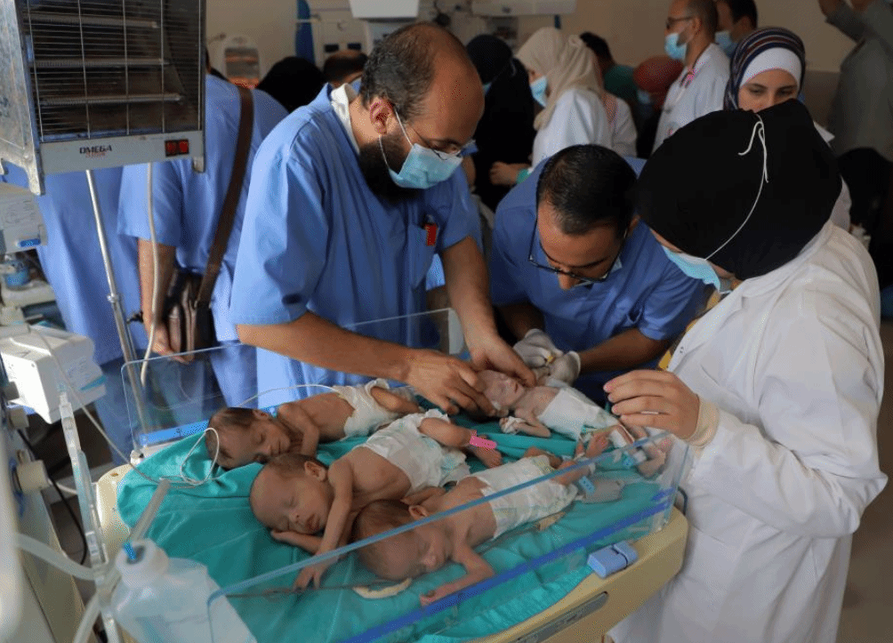 被困在加沙地带最大医院希法医院的31名早产儿已撤离