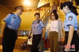 上海警方劝返外逃十六年“红通人员”已获美国国籍