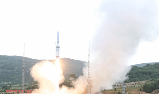 一箭双星！中国成功发射多媒体贝塔试验A/B卫星
