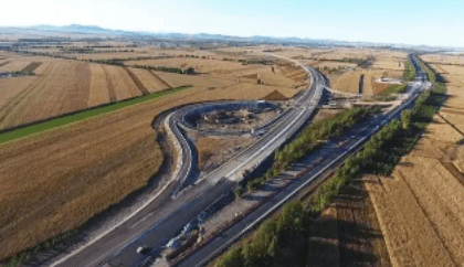 交通部：1至7月我国新改建农村公路8.1万公里
