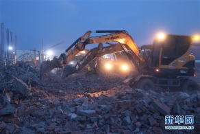 越南一建筑工地发生坍塌事故导致10人死亡