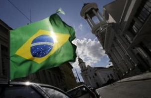 巴西金融机构下调今年经济增长和通胀预期