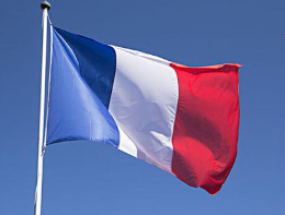 法国确诊病例达396万 开始向比利时转运患者