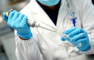 世卫组织：非常不赞成限制新冠疫苗出口的做法