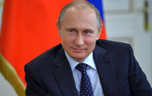 俄总统普京23日接种了俄罗斯生产的新冠疫苗