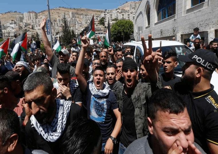 以色列士兵与巴勒斯坦示威者再次爆发冲突