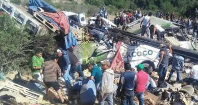 墨西哥南部翻车事故致54名移民死亡 总统致哀