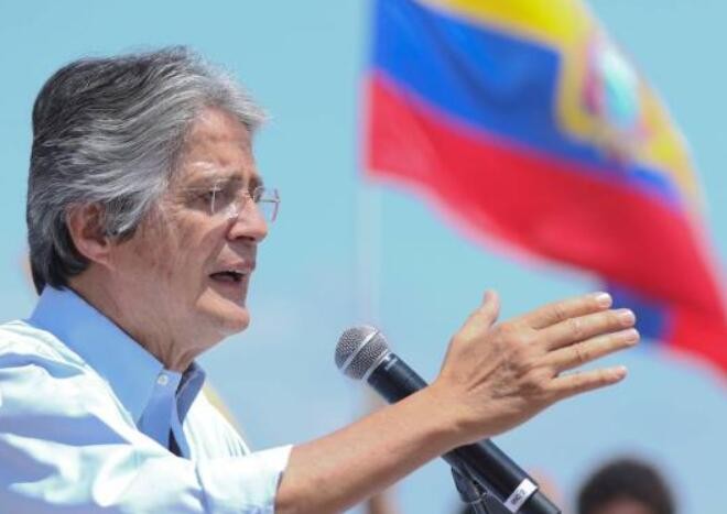 厄瓜多尔总统宣布解散议会并准备举行大选