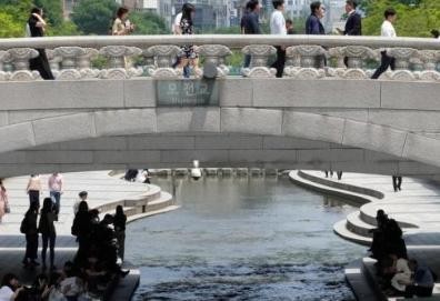 韩国高温天气持续 两天内至少15人因中暑身亡