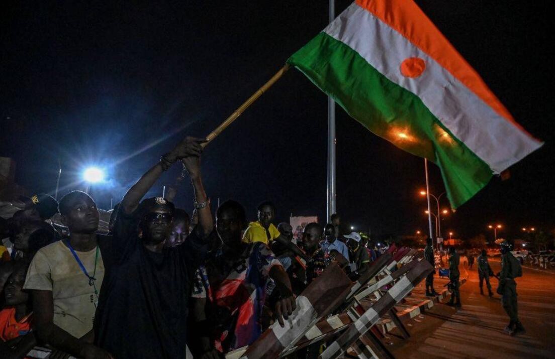 数千尼日尔民众示威要求法国撤军