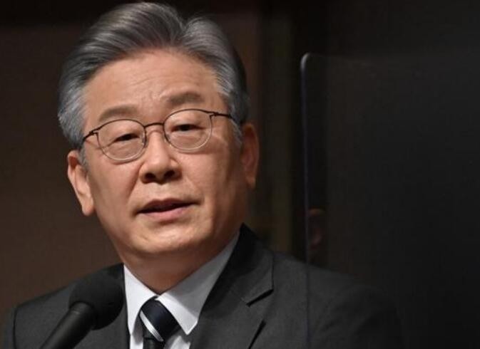 韩国最大在野党党首李在明恢复履职 促尹锡悦改组内阁