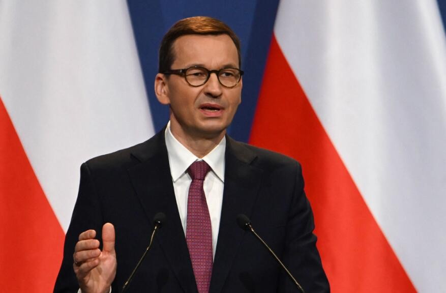 波兰总统要求现任总理组建新政府