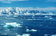 “一个星球-极地”峰会呼吁加强冰冻圈保护