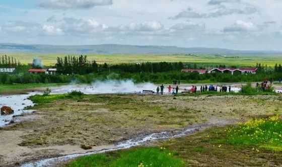 冰岛气象局：雷克雅内斯半岛岩浆喷发风险高