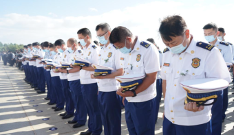 洱海坠机4人被批准为烈士 数千干部群众悼念