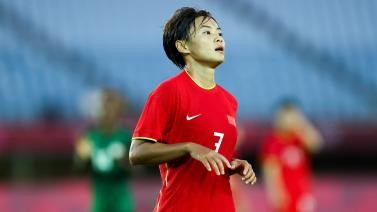 FIFA女足排名:中国女足下滑2位 位列第17