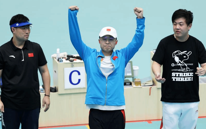 男子25米手枪速射决赛 山东队李越宏摘得金牌
