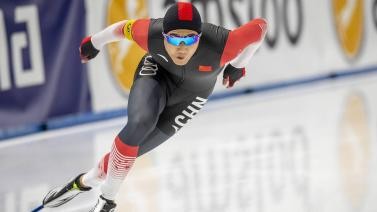 速滑世界杯高亭宇500米犯规 男团追逐赛中国第四