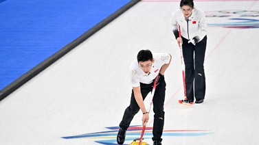中国冰壶混双组合负捷克 无缘晋级复赛结束冬奥之旅
