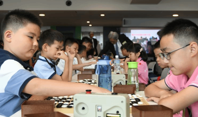 中日青少年围棋交流大会在东京举行