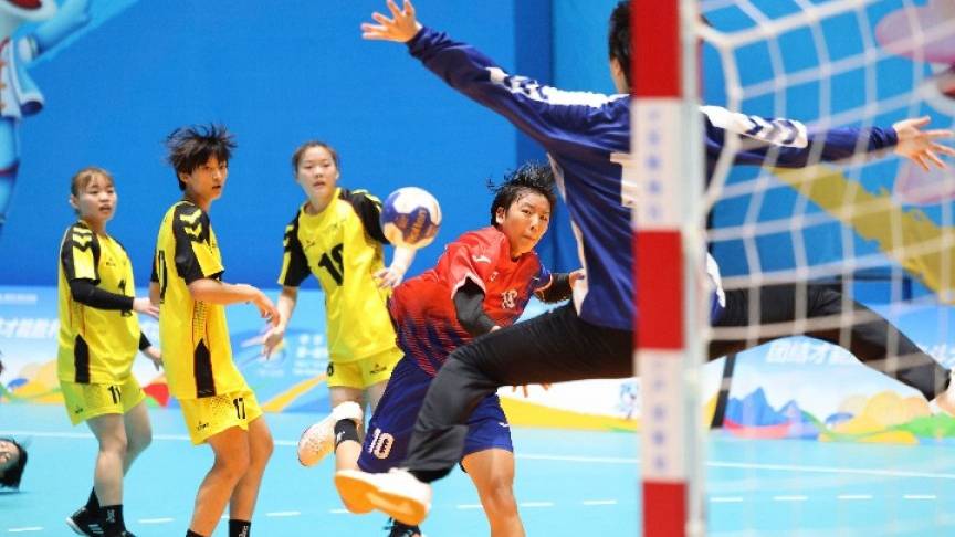 首届学青会手球女子组比赛安徽滁州队夺冠