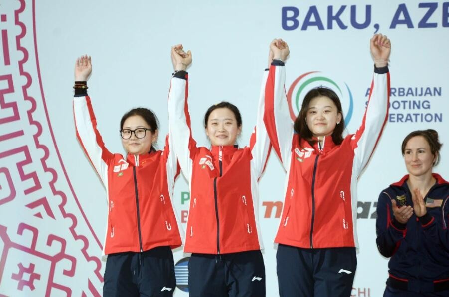 射击世锦赛中国选手包揽女子50米步枪三姿冠亚军