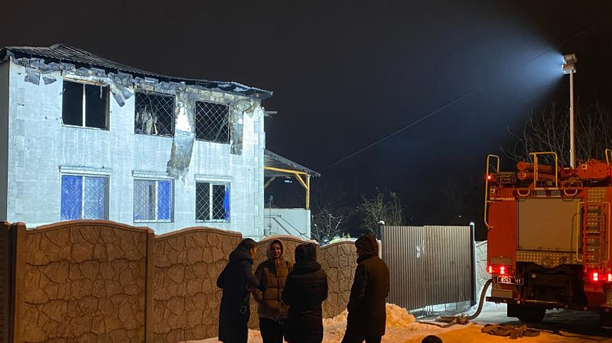 乌克兰东部一养老院发生火灾至少15人死亡
