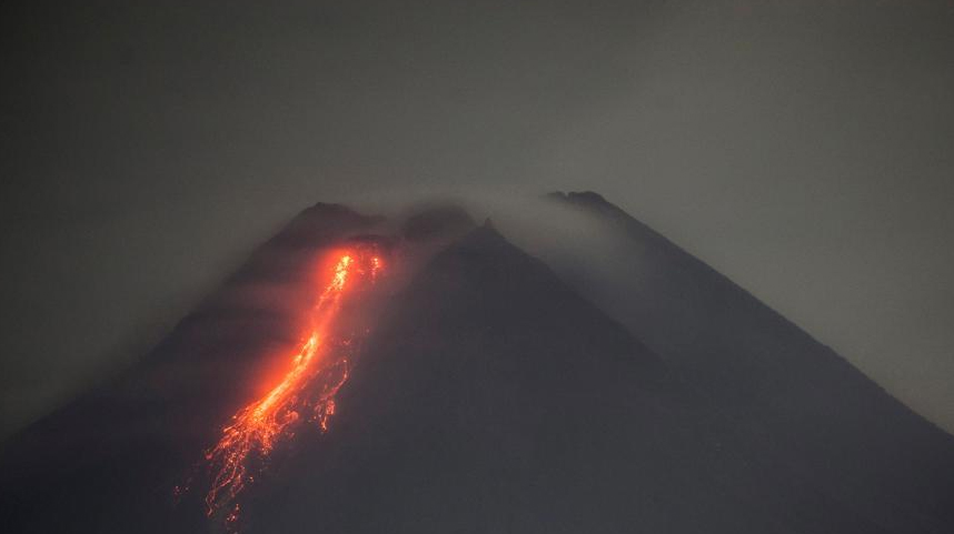 印尼：火山喷发