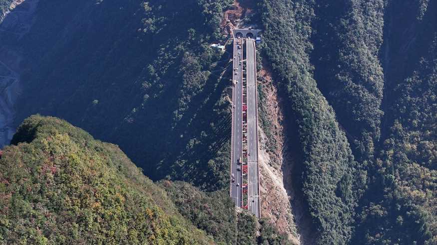 巫镇高速通车在即 陕西重庆连起高速公路新通道