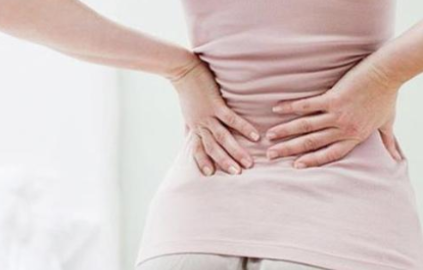 女性经常腰痛到底是什么原因？有五种原因