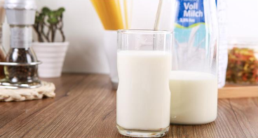 孩子喝全脂奶超重风险比喝低脂奶的孩子低40%