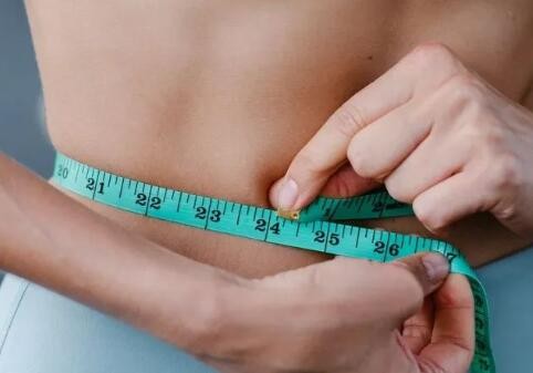 减肥太快也会诱发脂肪肝 最推荐每周减1斤