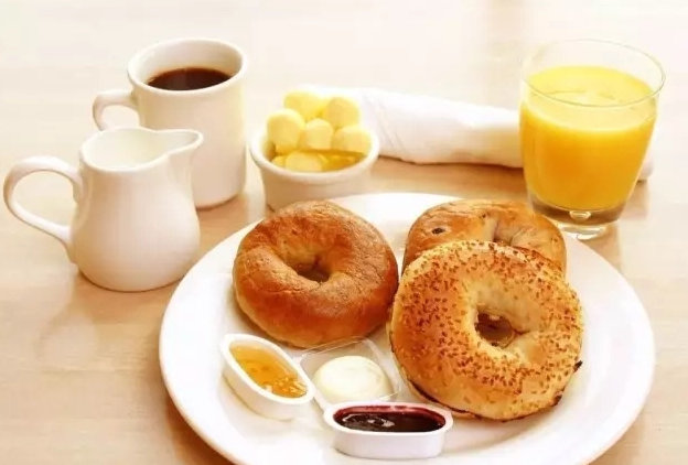 早餐这么吃最有营养 这四种食物要少吃